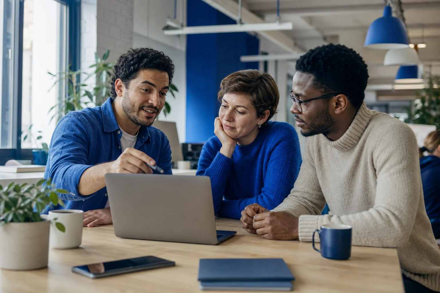 Discussion sur un avis Mailchimp entre utilisateurs professionnels